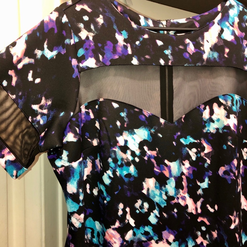 Dress - Picture 2 of 6